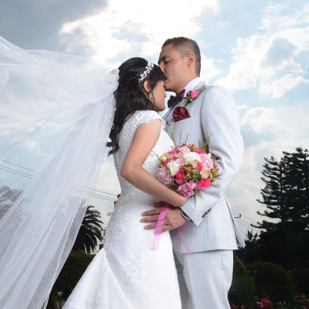 Meet your Posher, Lorely